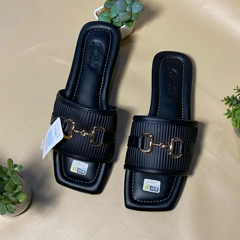 ISHI Sandal Selop Wanita Casual Terbaru Super Empuk Anti Slip Sendal Cewek Karet Shoes teplek premium 3