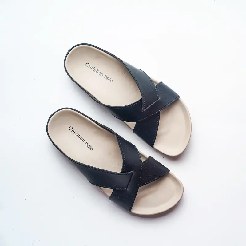 Christian Bale Jessica sendal flat wanita Casual Sandal 1