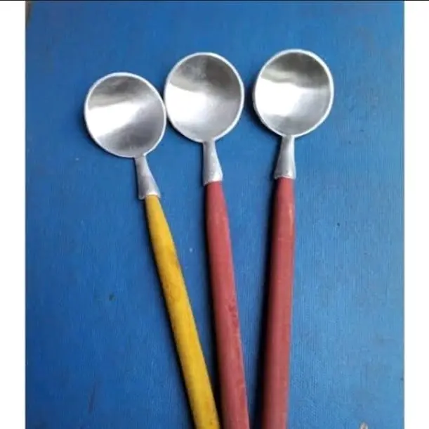 Cetakan Ote-Ote / Cetakan Bakwan Sayur Bahan Aluminium Cor Gagang Kayu.