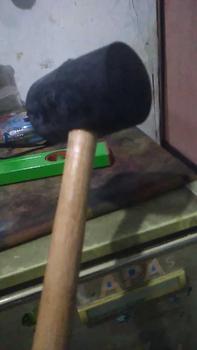 Product Review of Palu Karet - Palu Keramik - Palu Granit High Quality GAGANG KAYU MARTIL RUBBER HAMMER WOODEN HANDLE from M**a 0