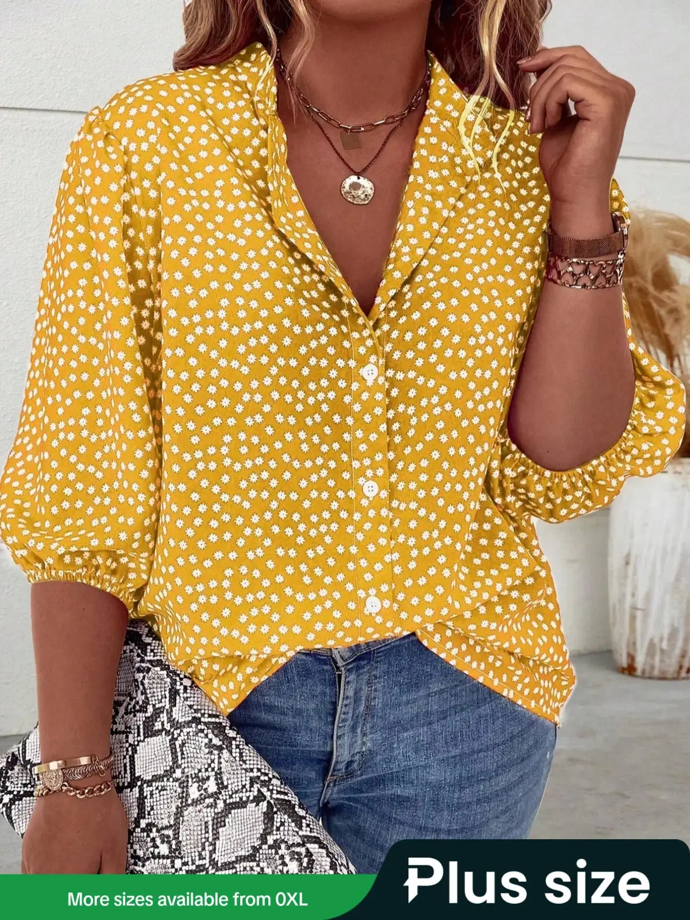 【Plus Size】 Ditsy Floral Print Curved Hem Shirt, Casual Rolled Sleeve Collared Top for Daily Wear, Women Plus Clothing for All Seasons ＆ Spring, Blouse