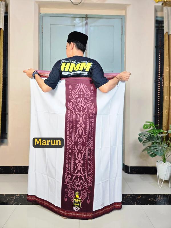 SARUNG HMM POLOS PUTIH MOTIF PINTU ACEH SARUNG SANTRI DEWASA  BISA COD nyaman muslim  corak Hitam Katun Pria 7