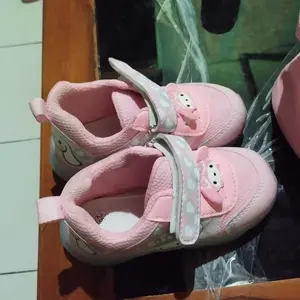 Sepatu LED CN Pink Anak Perempuan Model Sneakers Fashion 01 Motif
