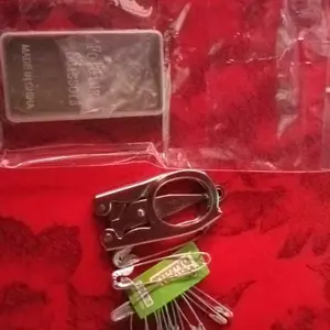 1 pcs gunting lipat kecil+1 set peniti lswan, gunting ibu hamil ko