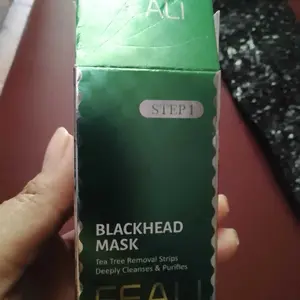 [BPOM] FEALI Pengangkat Komedo Step 1 Blackhead Masker Feali Step 2 Pore Minimizer Serum