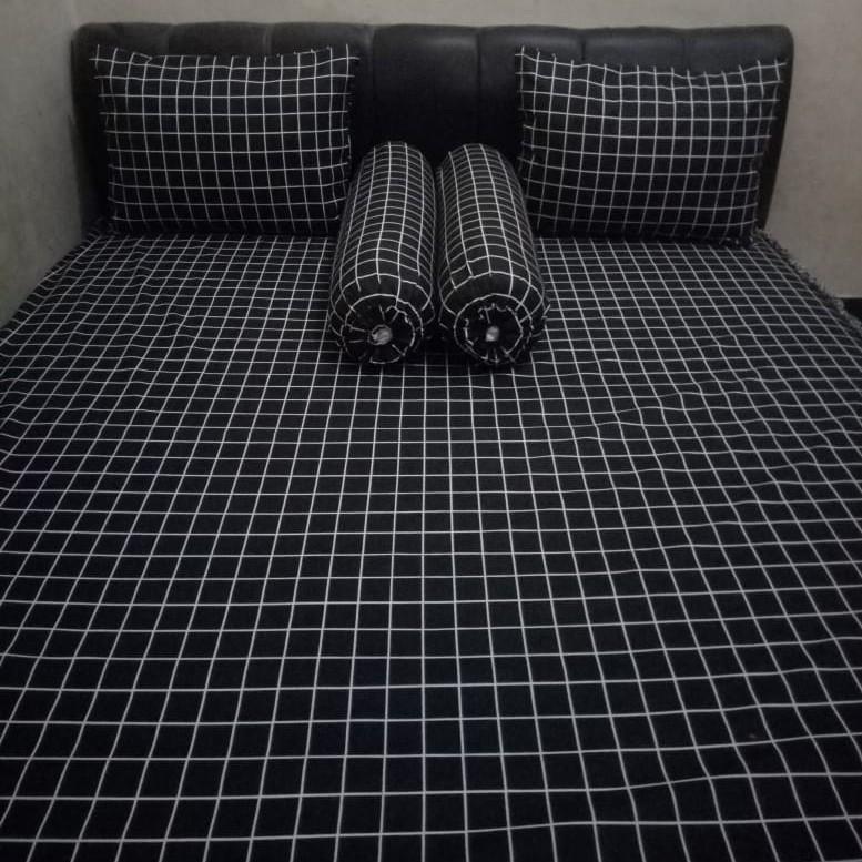 Sprai Kotak Hitam Asthetic Ukuran 180x200 160x200 90X200