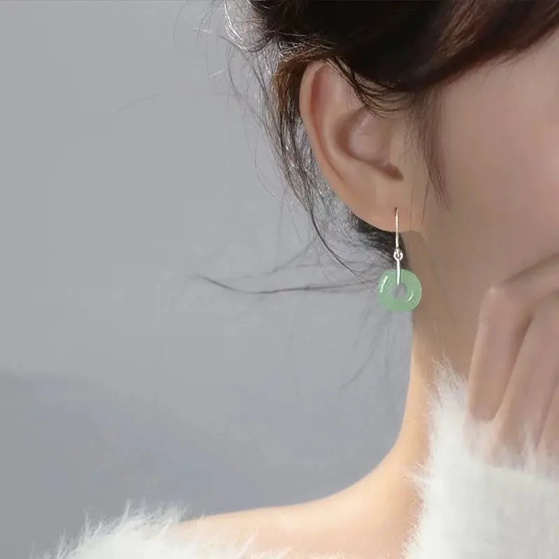 HH S925 pure silver circular and nephrite jade stud earrings with peace catchers, light luxury style