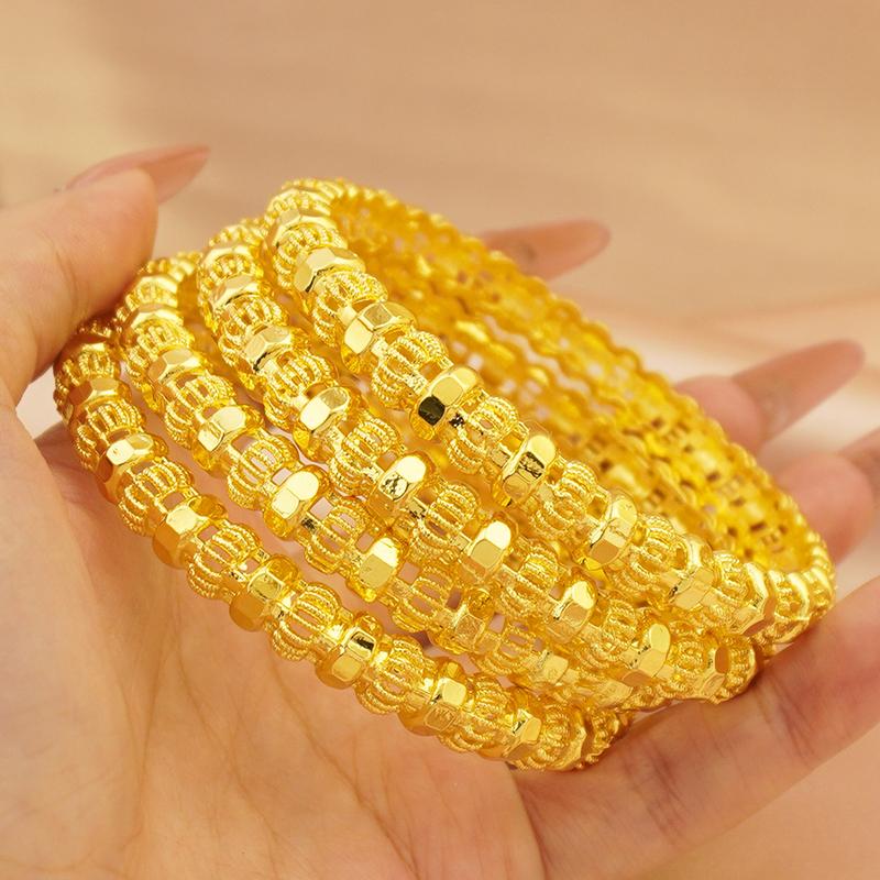 Product Introduction of An Elegant Classical Style Copper Bracelet Suitable For Women To Wear - Luxury Bracelet With Floral Design, Suitable For Daily Wear And Gift Giving, 1 Piece For Ramadan 4