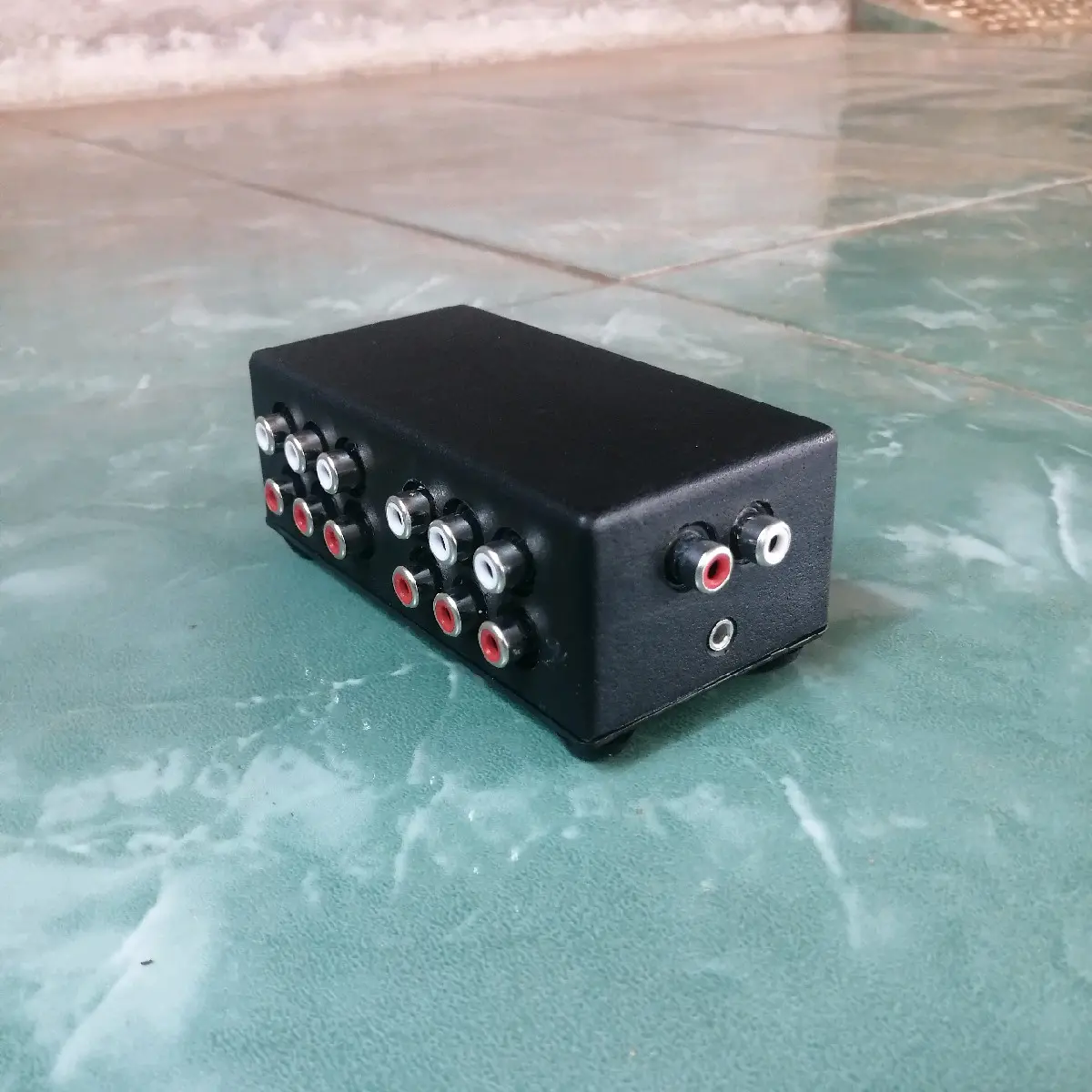 Splitter audio stereo 6 channel - converter audio - paralel - AUX to RCA - RCA to RCA
