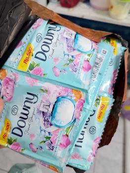 Product Review of 4 RENCENG 48 SACHET DOWNY PEWANGI PAKAIAN 10 ML from D**i 0