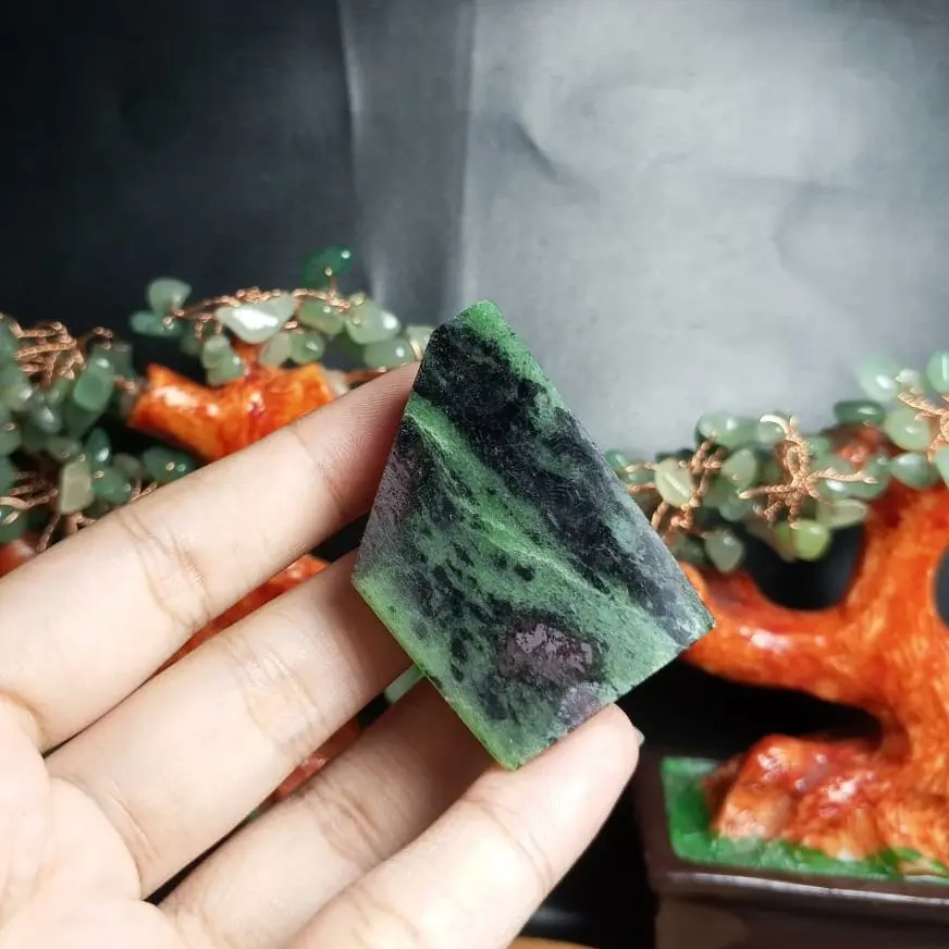Batu Natural Ruby Zoisite FreeForm UV Reactive (2)