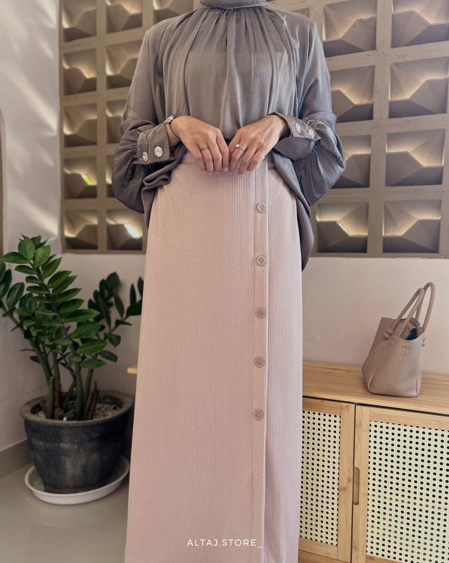 Adeline Skirt by altaj - Rok Knit - Bawahan Wanita Casual 3