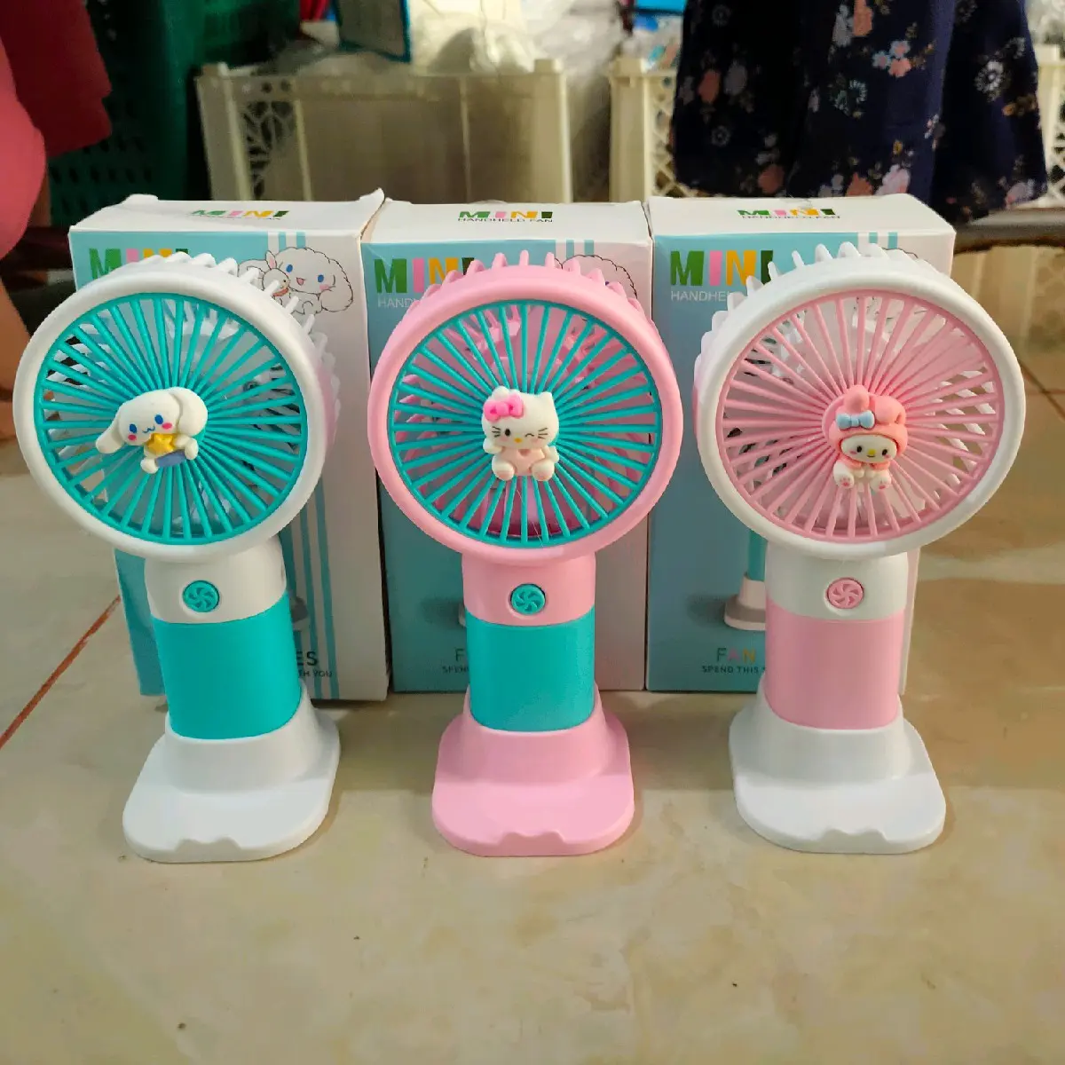 KIPAS GENGGAM KARAKTER || READY KIPAS GROSIRAN