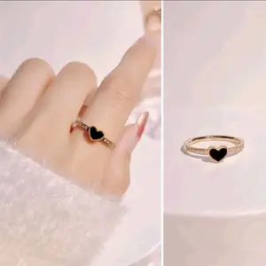 Cincin Titanium Rings permata Desain Love Hitam Fashion Wanita Terlaris Gold 24k Anti Karat Rings