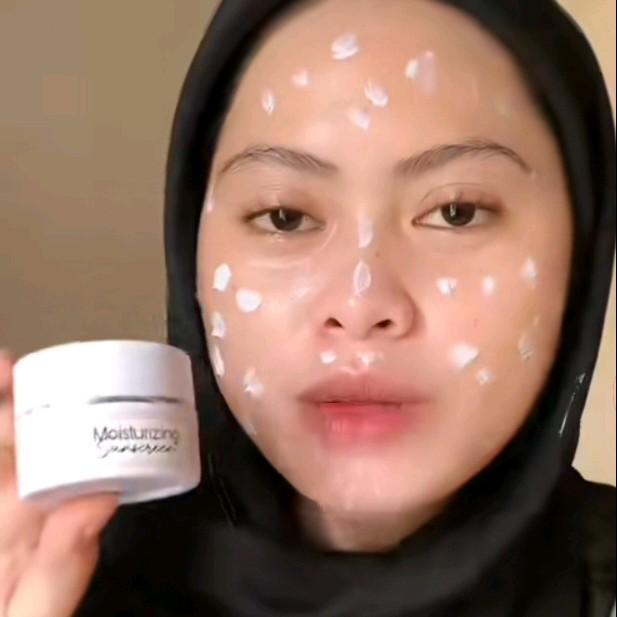 BYZOE GLOW JELY BOOSTER PLATINUM DAN MOISTURIZING SUNSCREEN... 2IN1 4