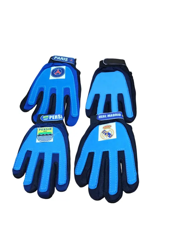 sarung tangan kiper anak warna biru/, sarung tangan olahraga, sarung tangan sepak bola 0
