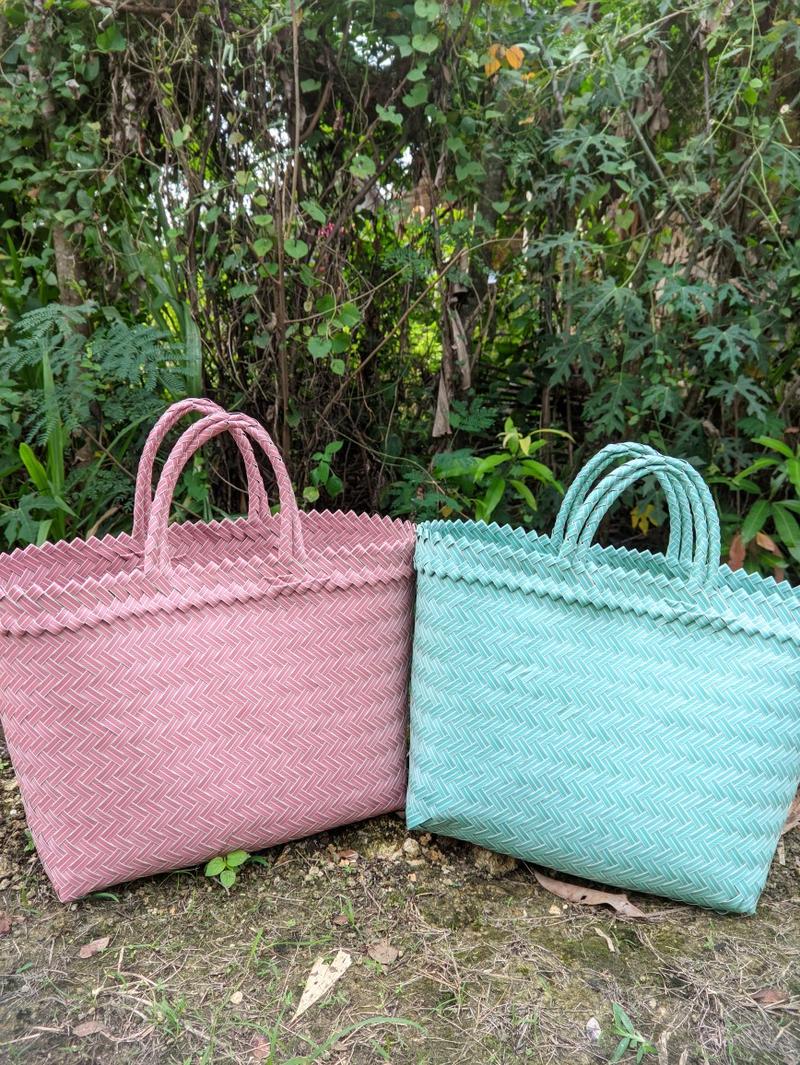 Product Introduction of Tas anyaman polos tanggung 2