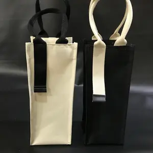 Tas Botol totebage tali panjang untuk botol 1 liter air minum dengan desain simpel dan fungsional warna hitam dan putih