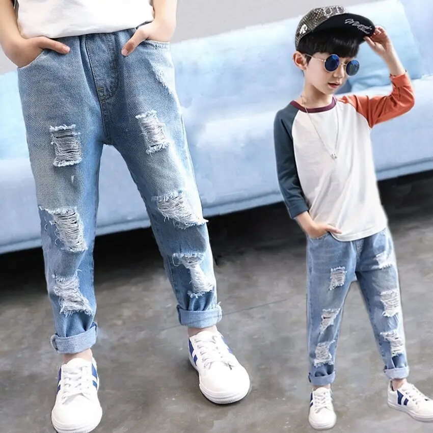 Quần Bé Trai, Phong Cách Phương Tây, Rách, Thoáng Khí, Thích Hợp Cho Mùa Xuân Và Mùa Hè, Quần Jean Trẻ Em Đi Chơi, Dáng Rộng Vừa Vặn, Phong Cách Hàn Quốc, Cho Bé Trai Lớn, Thích Hợp Cho Mùa Xuân Và Mùa Thu