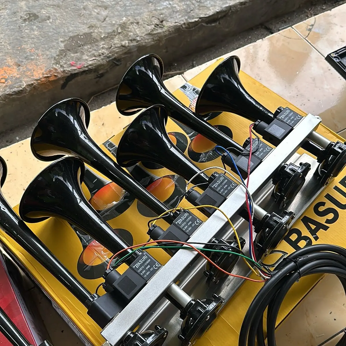 Corong klakson basuri v5 12-24v model corong terbaru limited