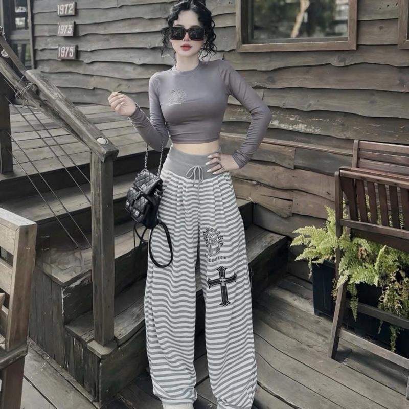 Q5 SÉT THIẾT KẾ PHỐI ÁO THUN RIP QUẦN DA CÁ ÔNG RỘNG 30cm DÀI 104cm