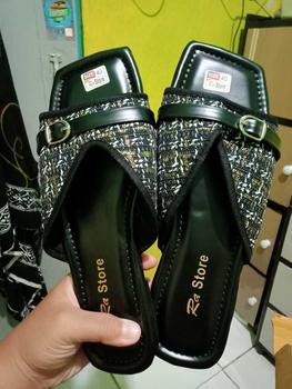 Product Review of Sandal Wanita Terbaru Kekinian 2025 Empuk Gaya Korean Style Viral from P**K 3