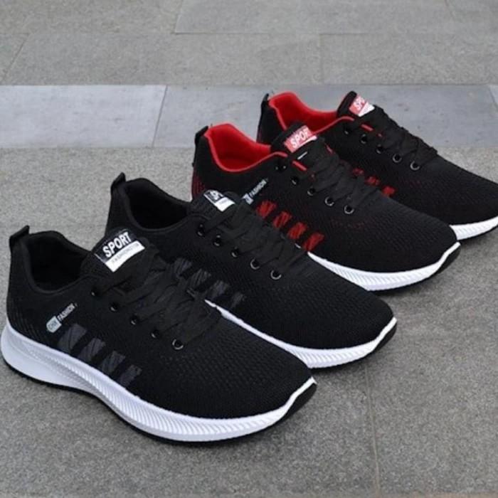 Product Introduction of diskon promo sepatu sneakers pria kekinian kerja olah raga ngampus kuliah sekolah harian jalan formal kasual hits viral Shoes Snekers Casual Hitam Sport Running Putih Black chx Olahraga 5