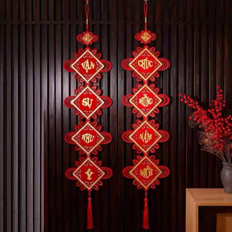 Câu đối đỏ Vạn Sự Như Ý dài 96cm tính từ móc đến dây tua rua trang trí tết 2025 tặng móc treo tường Decor Phòng