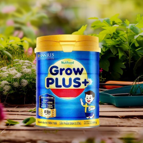 Sữa công thức Grow Plus xanh mẫu cũ với hệ dinh dưỡng FDI lon 900g