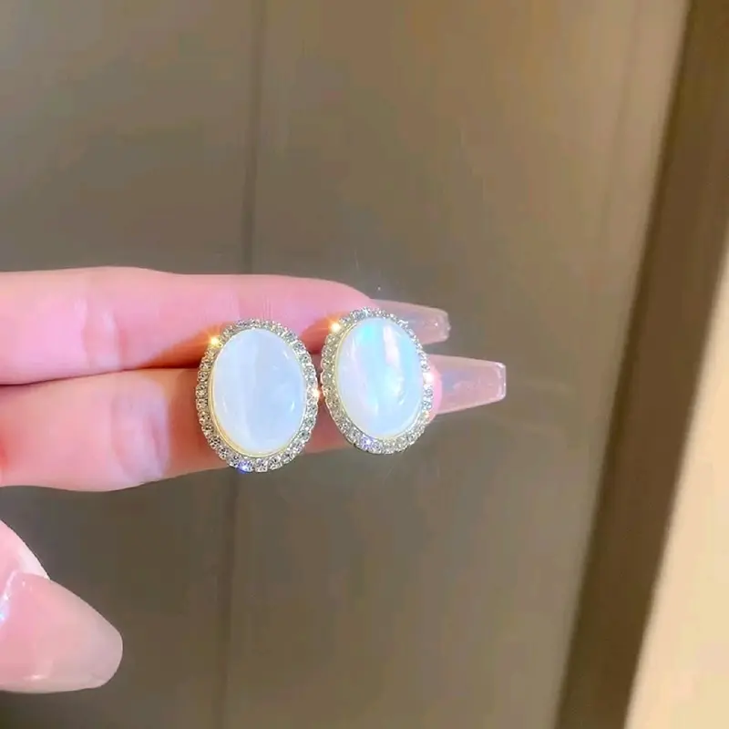 Bree Oval Zircon Stud Earrings Anting Tusuk Resin Model Giok Batu Stone Putih Fashion 4