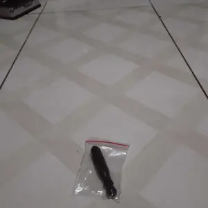 Bandul kalung terbuat dari bahan kayu bertuah asli galih kelor hitam tenggelam.
