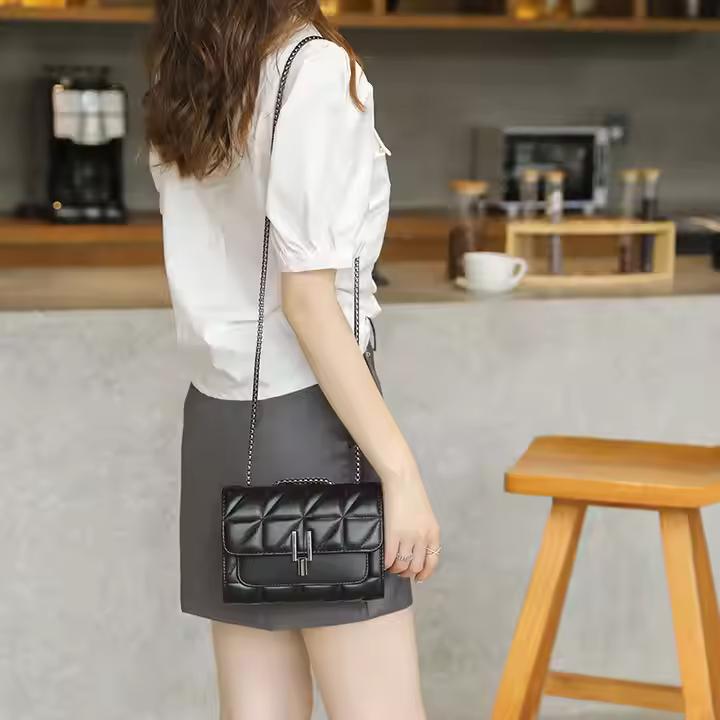 Tas Selempang Bahu Yolana Rantai Ulir Terbaru Viral Shoulderbag Slingbag Wanita 4