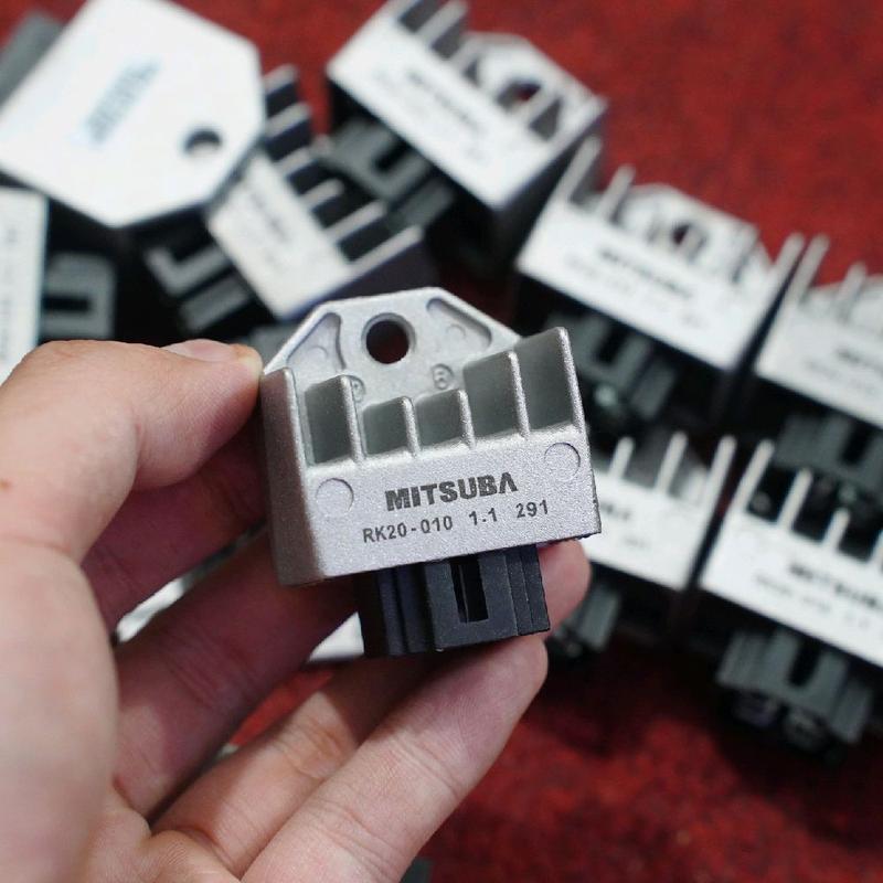 Cục sạc thái Mitsuba cho dream wave sạc cực mạnh