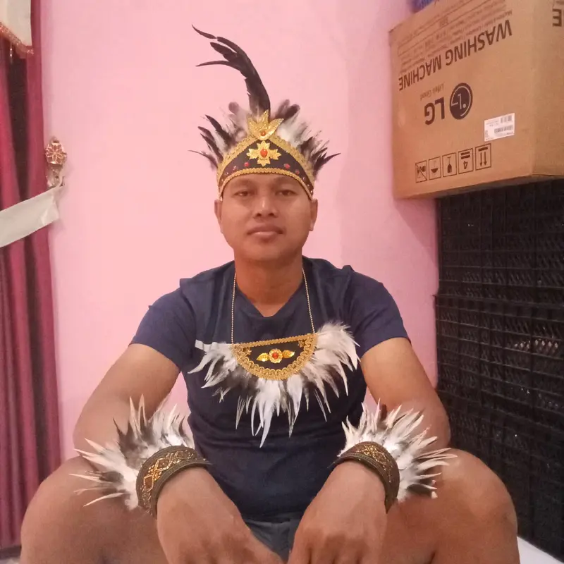 Mahkota Dayak 1 set gelang kalung Aksesoris Elegan 1