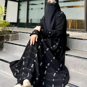 Abaya Hijaz  jetblack with hikmat arasyima premium halus dan jatuh tidak panas