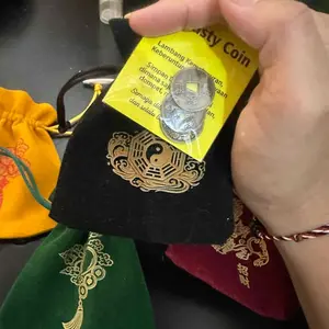 Pouch Hoki Ekslusive 5 Warna Energi Keberuntungan Bonus Tiga Koin Handmade