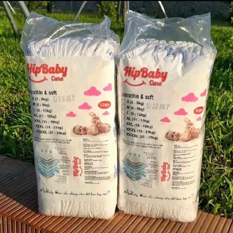 Combo 100 miếng tã dán sơ sinh Newborn HipBaby care mềm mại thấm hút tốt cho bé từ 2-4kg (không có chun lưng sau)