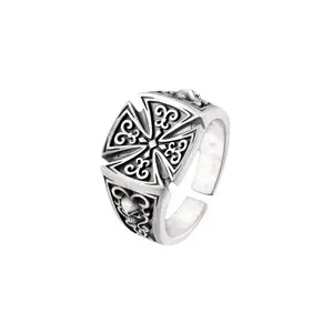 Cincin Kasual Desain Silver Grafir Elegant Cross (Model Terbuka) Hadiah