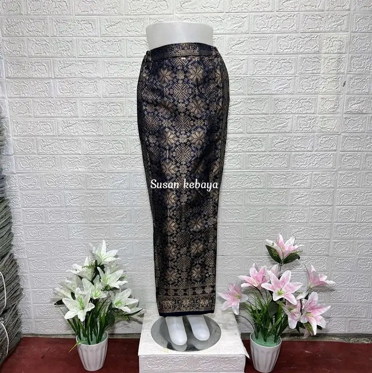 Rok span instan tingal pakai///rok span termewah Songket Selendang Elegan burgundy 2
