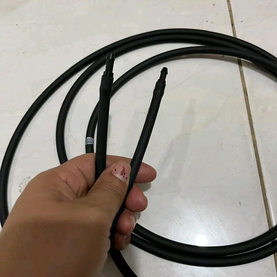 2,4 MTR SELANG WIPER 4 MM + 2 PCS SAMBUNGAN WIPER ORIGINAL