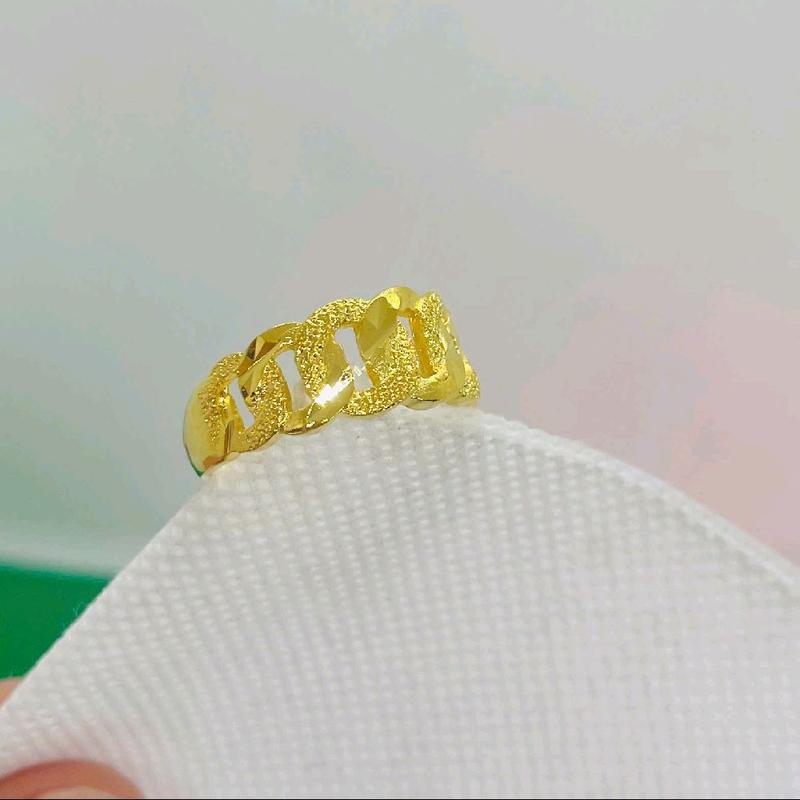 Nhẫn đẹp nữ titan chạm khắc mạ vàng 24k đeo không phai màu không kỵ nước mưa mồ hôi Lokalo