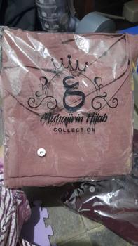 Product Review of (71k Get 3) Kerudung Instan Bergo Maryam Tali Non Pad Crinkle Airflow Size L - Muhajirin Hijab muslim syari Nyaman Panjang from A**a r**i 0