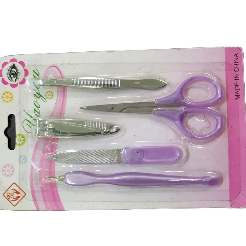 Paket Pedikur 5 in 1 dengan Manikur Kaki dan Foot 3