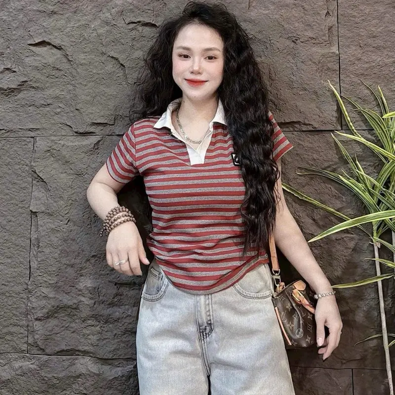 Áo kẻ ngang pha cổ đức! fom ôm gọn và tôn dáng!
