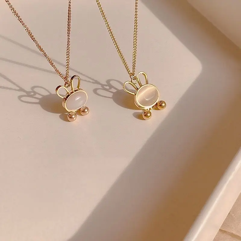 Kalung Titanium Anti Karat Emas Bentuk Kelinci Imut Lucu Bahan Mutiara Fashion Wanita Remaja Hadiah Unik
