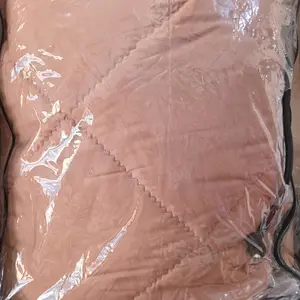 BEDCOVER EMBOS BOTAK - TANPA REMPEL