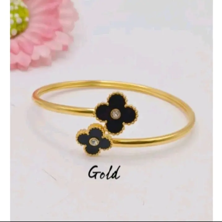 gelang bunga titanium anti karat perempuan terbaru Gold Hitam