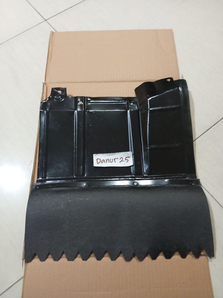 Product Introduction of Dudukan Karpet Lumpur Depan PS100 PS120 Lama Plat 1Set Kiri Kanan 9
