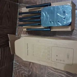 [COD] Penguat Sinyal WiFi 300Mbps Repeater Router Penguat Jaringan Jarak Jauh Dual Band Pengembang Sinyal WiFi Rumah Kantor Plug & Play