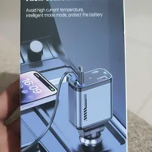 Pengisi Daya Mobil 4 in 1 yang Dapat Ditarik, Adaptor Pengisian Cepat USB C dengan Kabel Lightning Adaptor Pengisi Daya Mobil Port Pengisian Lampu Multifungsi Pemantik Proyektor Langit Berbintang